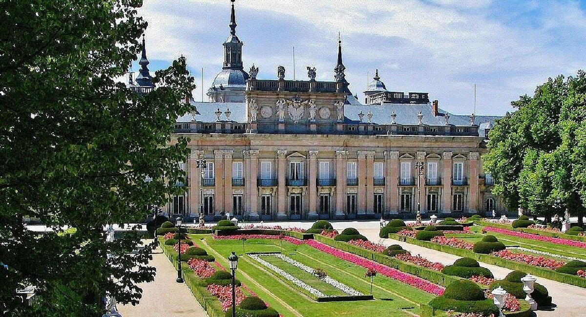 Visita al Palacio Real de La Granja y sus jardines.